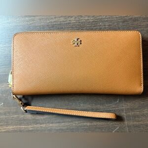 Tory Burch Leather Long Zip Clutch Wallet Women's